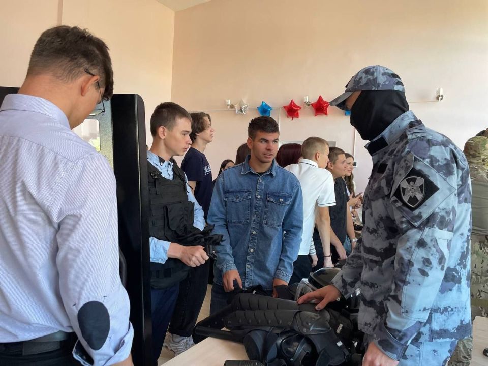 Росгвардия на страже правопорядка Росгвардия на страже правопорядка