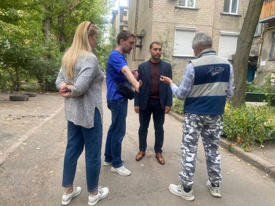 Депутаты #Комитет_по_физической_культуре_спорту_и_туризму Кирилл Рожков (фракция «Новые люди»), #Комитет_по_природопользованию_экологии_недрам_и_природным_ресурсам Георгий Селезнев (фракция «Новые люди») продолжают... Депутаты #Комитет_по_физической_культуре_спорту_и_туризму Кирилл Рожков (фракция «Новые люди»), #Комитет_по_природопользованию_экологии_недрам_и_природным_ресурсам Георгий Селезнев (фракция «Новые люди») продолжают...