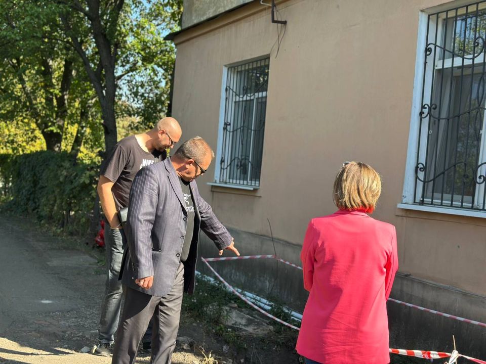 Денис Зубов: Сход граждан. 23 сентября в Иловайске состоялась встреча жителей с заместителем главы муниципального образования городской округ Иловайск Александром Кузнецовым Денис Зубов: Сход граждан. 23 сентября в Иловайске состоялась встреча жителей с заместителем главы муниципального образования городской округ Иловайск Александром Кузнецовым