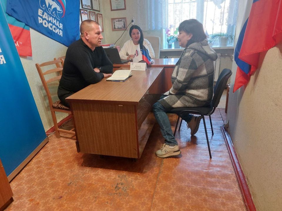 23 сентября 2025г., заместитель главы администрации городского округа Дебальцево Валерий Бессараб, провёл личный прием граждан в местной общественной приёмной Дебальцевского местного отделения Партии "Единая Россия" в... 23 сентября 2025г., заместитель главы администрации городского округа Дебальцево Валерий Бессараб, провёл личный прием граждан в местной общественной приёмной Дебальцевского местного отделения Партии "Единая Россия" в...