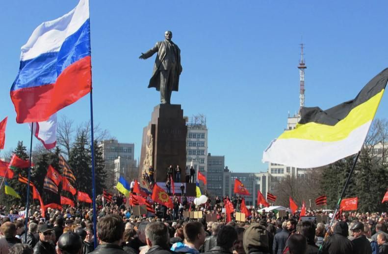 Роман Сапоньков: ТГ канал «Мир Михаила Онуфриенко», он же @Mikle1On, он же на RUTUBE  представляет: