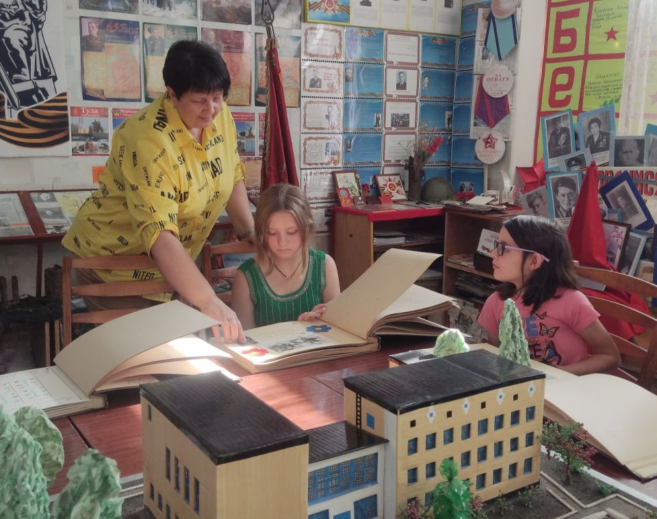 Лариса Толстыкина: В Донецкой Народной Республике стартовал новый учебный год в учреждениях дополнительного образования Лариса Толстыкина: В Донецкой Народной Республике стартовал новый учебный год в учреждениях дополнительного образования