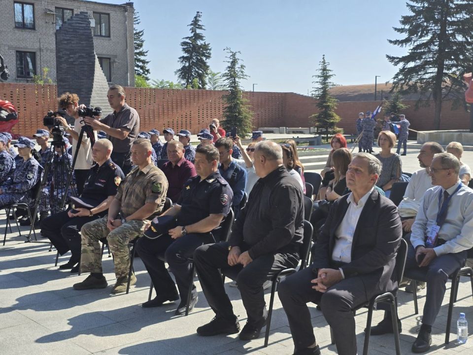 Михаил Желтяков: Второй форум «История для будущего», организованный Российским военно-историческим обществом, начал работу! Михаил Желтяков: Второй форум «История для будущего», организованный Российским военно-историческим обществом, начал работу!