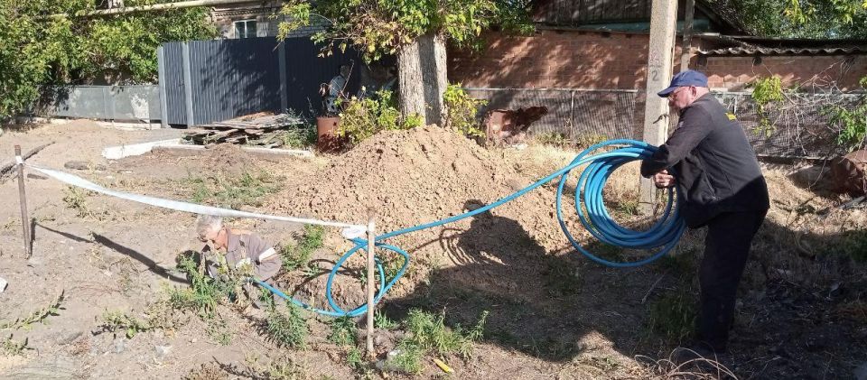 Аварийная бригада Республики Бурятия продолжает устранять неполадки в Старобешево Аварийная бригада Республики Бурятия продолжает устранять неполадки в Старобешево