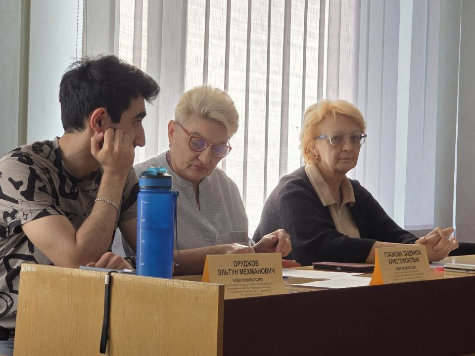 Иван Адамец: Сегодня состоялось заседание комиссии по делам несовершеннолетних и защите их прав при Управе Куйбышевского внутригородского района Администрации городского округа Донецк Иван Адамец: Сегодня состоялось заседание комиссии по делам несовершеннолетних и защите их прав при Управе Куйбышевского внутригородского района Администрации городского округа Донецк