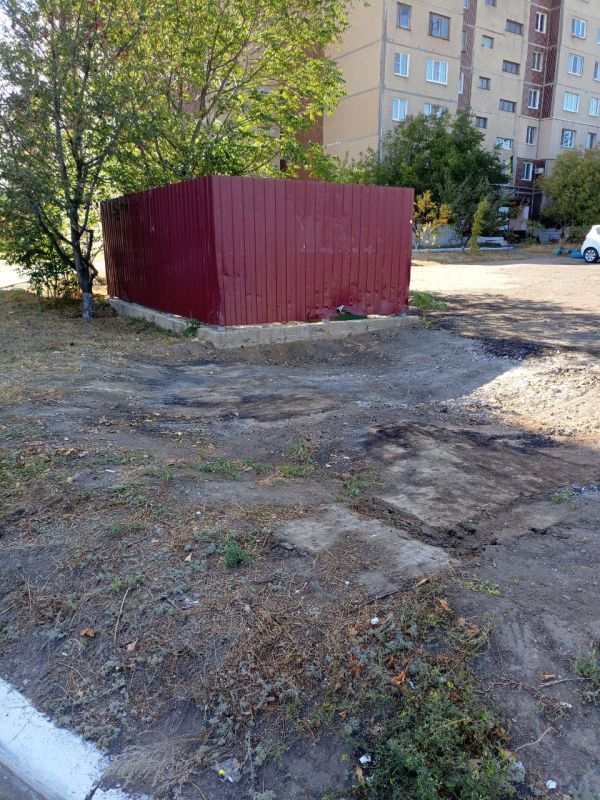 В Кировском провели работу по ликвидации очаговых навалов мусора вокруг контейнерных площадок В Кировском провели работу по ликвидации очаговых навалов мусора вокруг контейнерных площадок