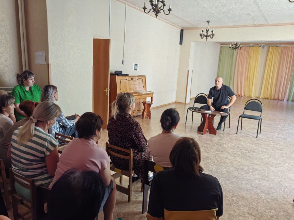 Иван Приходько: В Никитовском внутригородском районе города Горловка состоялись встречи с жителями Иван Приходько: В Никитовском внутригородском районе города Горловка состоялись встречи с жителями