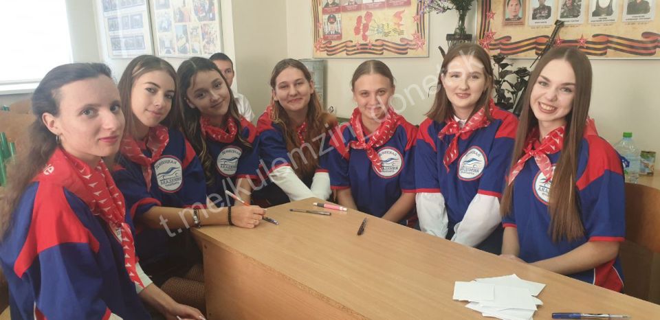 Сегодня Донецкая академия транспорта на своей площадке встречала участников масштабного Международного фестиваля креативных индустрий «Звезды над Донбассом» Сегодня Донецкая академия транспорта на своей площадке встречала участников масштабного Международного фестиваля креативных индустрий «Звезды над Донбассом»