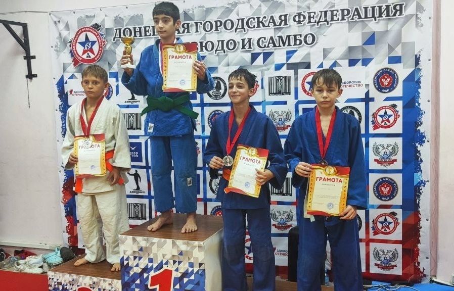 Александр Пеняев: С большим удовольствием хочу поделиться замечательной новостью! В сентябре состоялось открытое первенство городского округа Донецка, которое собрало множество талантливых спортсменов со всей Донецкой... Александр Пеняев: С большим удовольствием хочу поделиться замечательной новостью! В сентябре состоялось открытое первенство городского округа Донецка, которое собрало множество талантливых спортсменов со всей Донецкой...