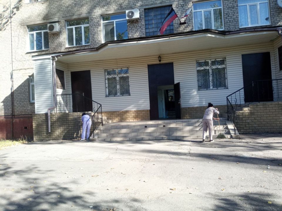 В Центрально-Городском районе Горловки продолжается масштабный партийный проект Единой России «Городская среда» В Центрально-Городском районе Горловки продолжается масштабный партийный проект Единой России «Городская среда»
