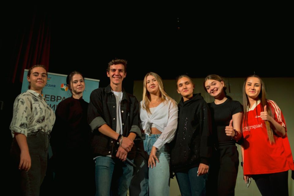 В Новороссии прошёл кинофорум «Эхо Евразия-Кинофест» В Новороссии прошёл кинофорум «Эхо Евразия-Кинофест»