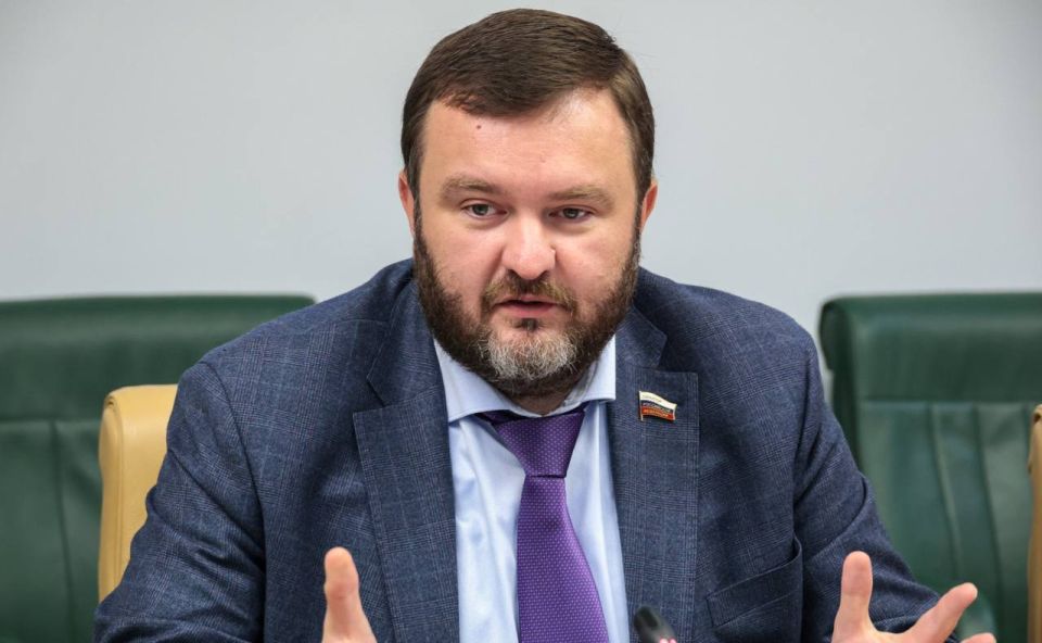 Обсудили проводимую работу по развитию пунктов пропуска на административной границе в Совете Федерации Обсудили проводимую работу по развитию пунктов пропуска на административной границе в Совете Федерации