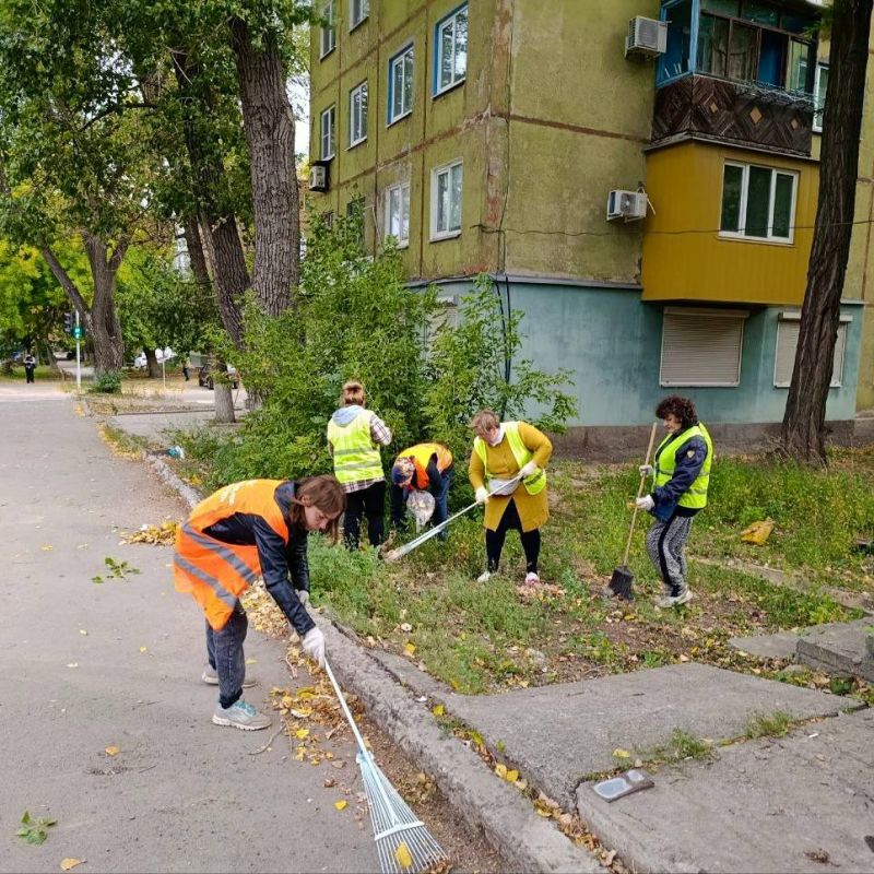 Михаил Меренков: Акция «Чистый четверг» в Буденновском районе Михаил Меренков: Акция «Чистый четверг» в Буденновском районе