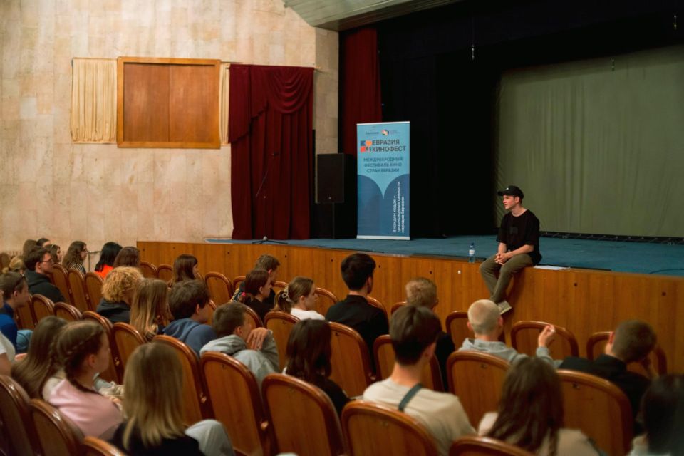 В Новороссии прошёл кинофорум «Эхо Евразия-Кинофест» В Новороссии прошёл кинофорум «Эхо Евразия-Кинофест»