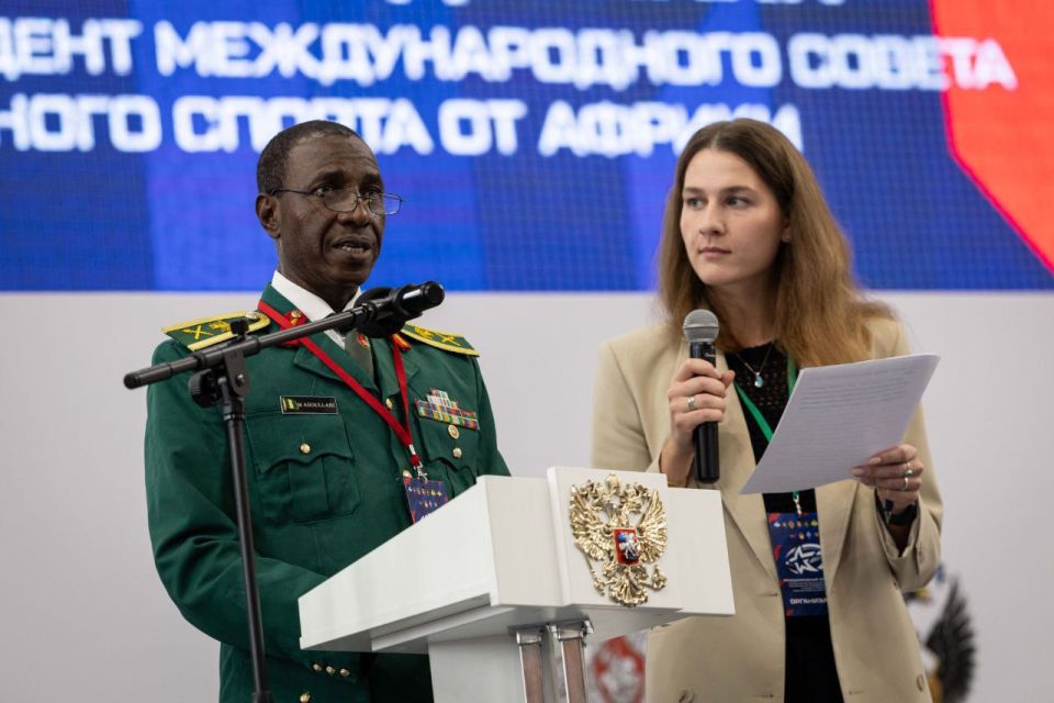 Вице-премьер Ольга Макеева приняла участие в работе Международного конгресса "Регби в системе физической подготовки вооруженных сил РФ и силовых структур Вице-премьер Ольга Макеева приняла участие в работе Международного конгресса "Регби в системе физической подготовки вооруженных сил РФ и силовых структур