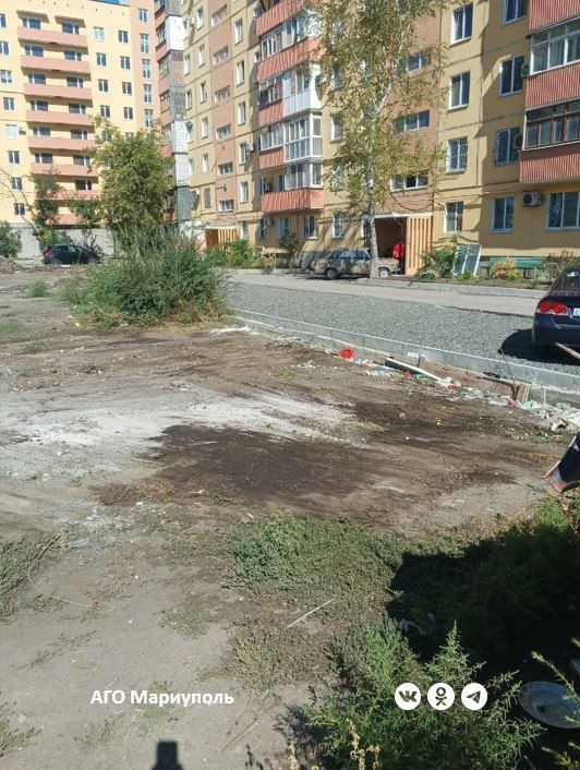 В Жовтневом районе Мариуполя коммунальщики ликвидировали три стихийные свалки В Жовтневом районе Мариуполя коммунальщики ликвидировали три стихийные свалки