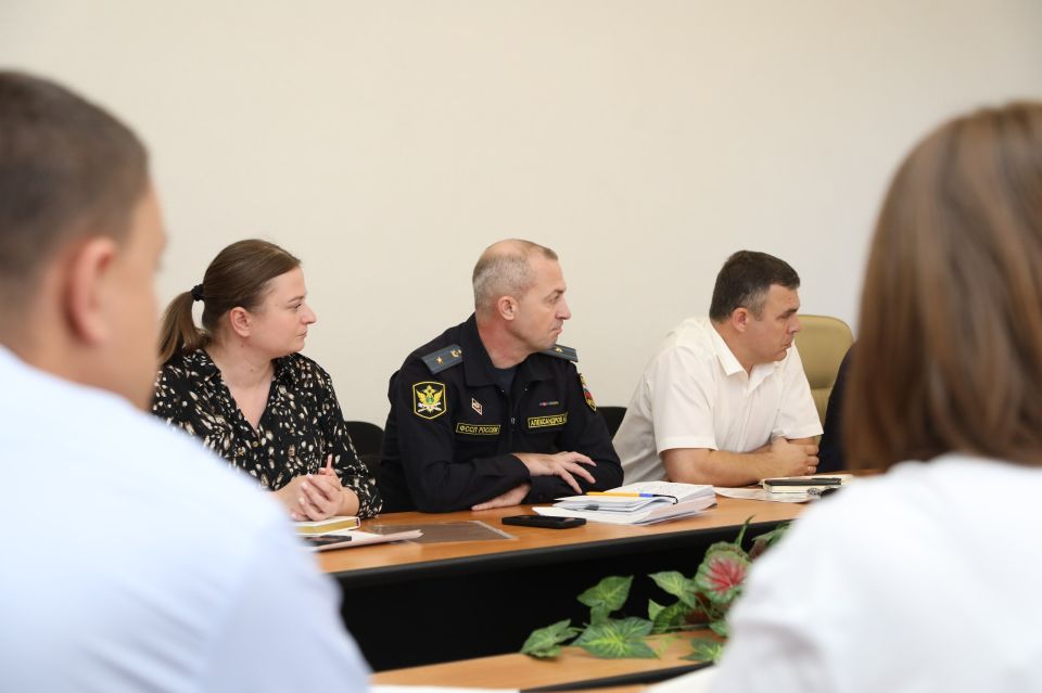 В ГУФСИН России по ДНР обсудили вопросы трудовой адаптации осужденных В ГУФСИН России по ДНР обсудили вопросы трудовой адаптации осужденных