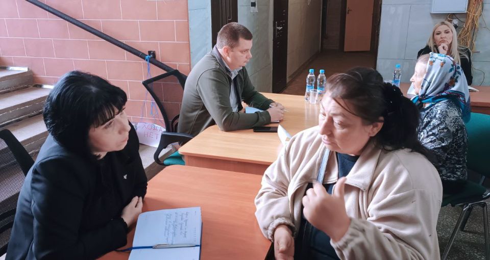 Наталья Великодная: Решаем вопросы жителей на месте! Наталья Великодная: Решаем вопросы жителей на месте!