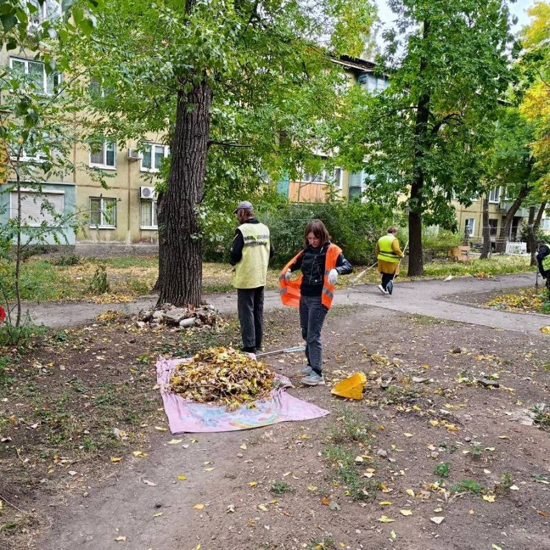 Михаил Меренков: Акция «Чистый четверг» в Буденновском районе Михаил Меренков: Акция «Чистый четверг» в Буденновском районе