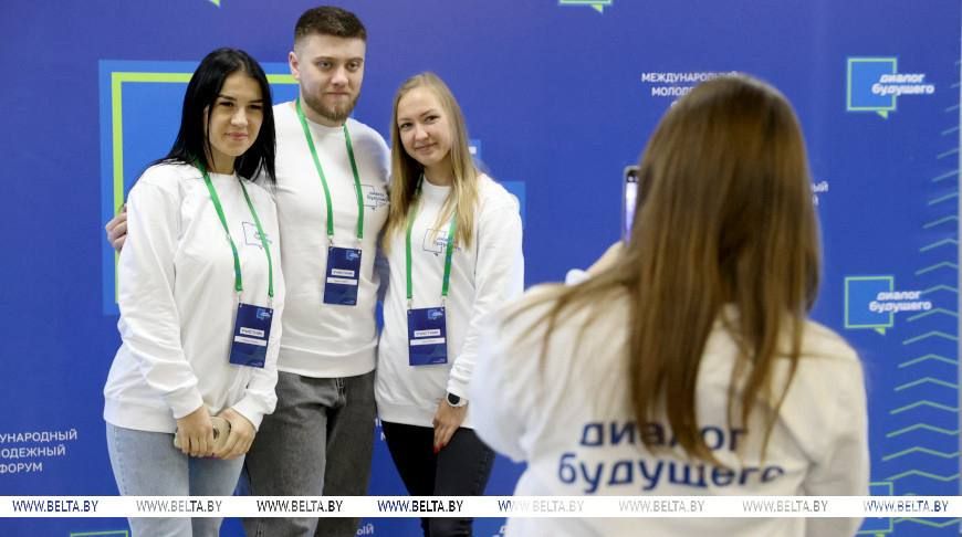 Александр Волошин: Молодёжная политика Донбасса: уникальная модель развития Александр Волошин: Молодёжная политика Донбасса: уникальная модель развития