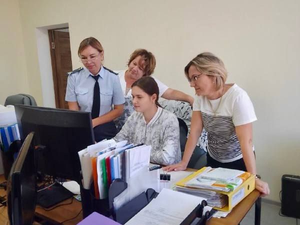 23 и 24 сентября сотрудники отдела государственного земельного надзора и контроля в области обращения пестицидов и агрохимикатов по ДНР Управления Россельхознадзора по ДНР и ЛНР провели профилактические визиты по инициативе... 23 и 24 сентября сотрудники отдела государственного земельного надзора и контроля в области обращения пестицидов и агрохимикатов по ДНР Управления Россельхознадзора по ДНР и ЛНР провели профилактические визиты по инициативе...