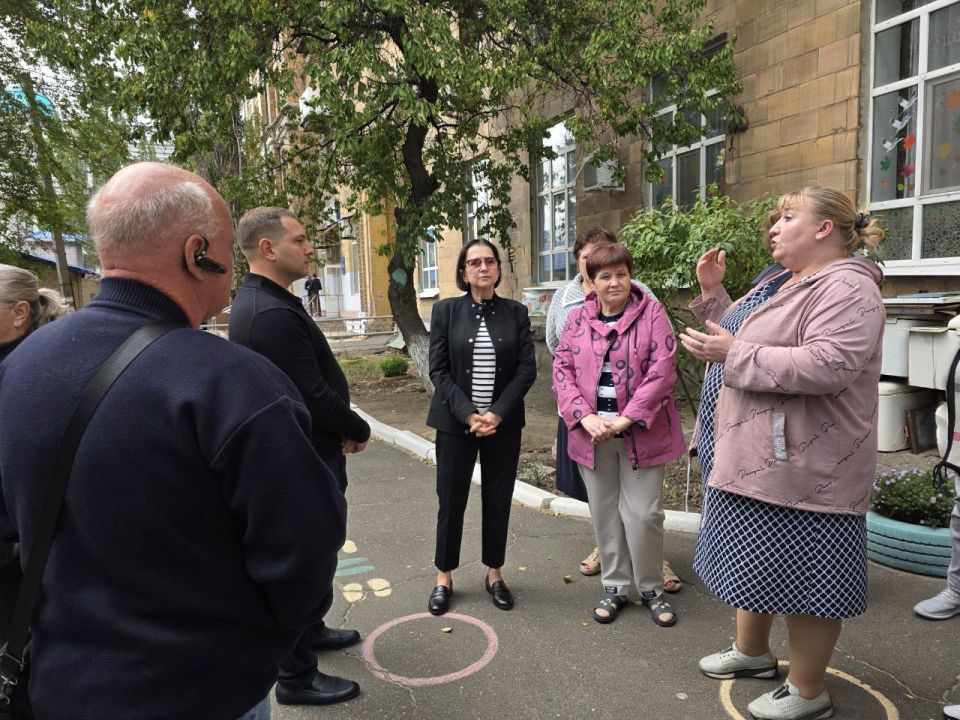 По поручению Главы ДНР Дениса Пушилина в Ворошиловском внутригородском районе продолжаются встречи с населением По поручению Главы ДНР Дениса Пушилина в Ворошиловском внутригородском районе продолжаются встречи с населением