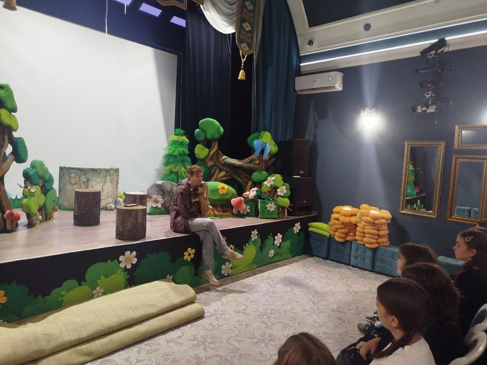 Мастер-классы по «Театральному искусству» для молодого поколения Донецка Мастер-классы по «Театральному искусству» для молодого поколения Донецка