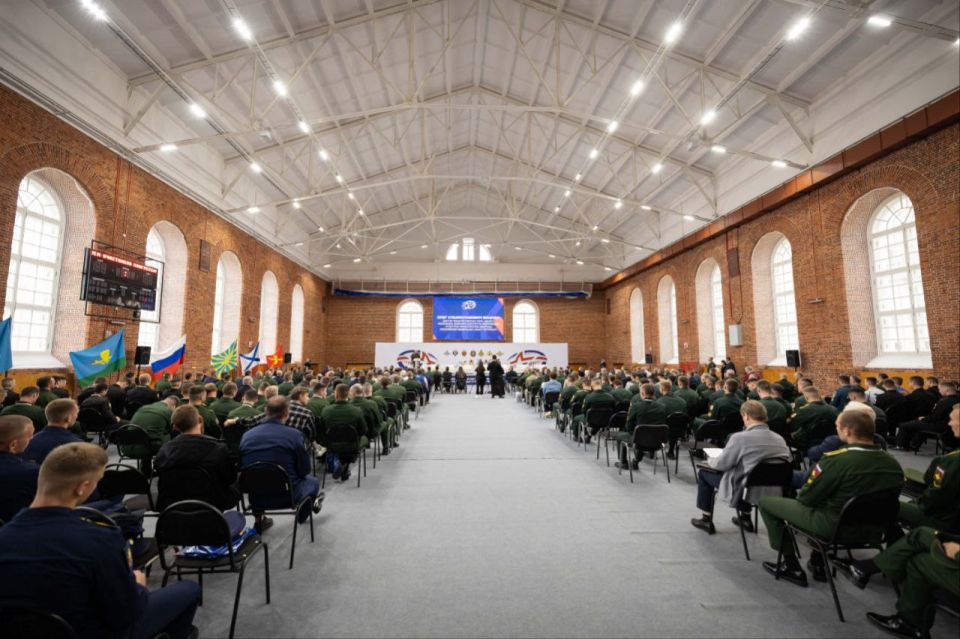 Вице-премьер Ольга Макеева приняла участие в работе Международного конгресса "Регби в системе физической подготовки вооруженных сил РФ и силовых структур Вице-премьер Ольга Макеева приняла участие в работе Международного конгресса "Регби в системе физической подготовки вооруженных сил РФ и силовых структур