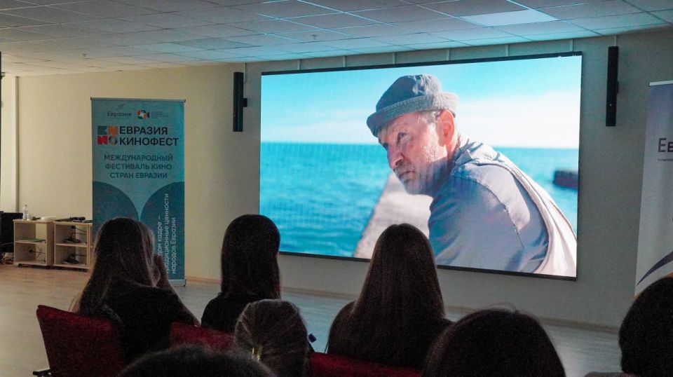 В Новороссии прошёл кинофорум «Эхо Евразия-Кинофест» В Новороссии прошёл кинофорум «Эхо Евразия-Кинофест»
