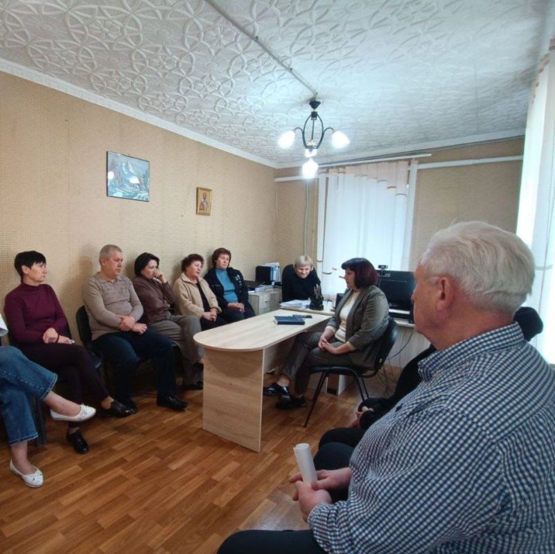 Сегодня заместитель главы Администрации Володарского муниципального округа Васильева О.Ф. провела встречу с трудовым коллективом ГБУ "Методический информационно-консультационный центр агропромышленного комплекса" Сегодня заместитель главы Администрации Володарского муниципального округа Васильева О.Ф. провела встречу с трудовым коллективом ГБУ "Методический информационно-консультационный центр агропромышленного комплекса"