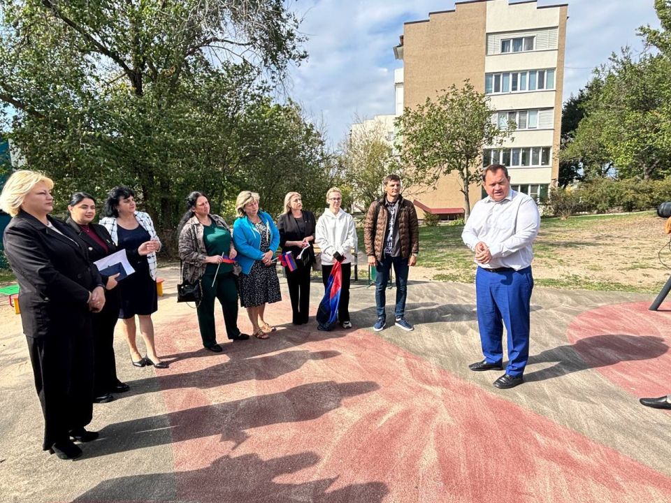 В Мангушском округе состоялся сход граждан в рамках партпроекта «Управдом» В Мангушском округе состоялся сход граждан в рамках партпроекта «Управдом»