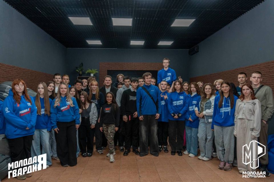 В Донецке прошёл показ документального фильма проекта «WarGonzo» В Донецке прошёл показ документального фильма проекта «WarGonzo»
