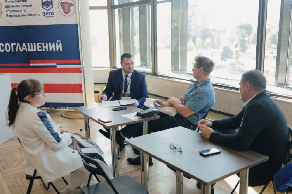 Композиты, металл и текстиль: что представила ДНР на Воронежском промышленном форуме? Композиты, металл и текстиль: что представила ДНР на Воронежском промышленном форуме?