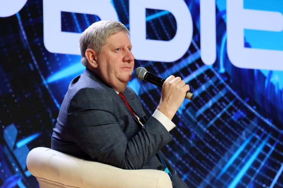 Андрей Чертков: Донецкая Народная Республика стала одной из двенадцати площадок федерального просветительского марафона Знание.Первые, посвященного 80-летию атомной промышленности России Андрей Чертков: Донецкая Народная Республика стала одной из двенадцати площадок федерального просветительского марафона Знание.Первые, посвященного 80-летию атомной промышленности России