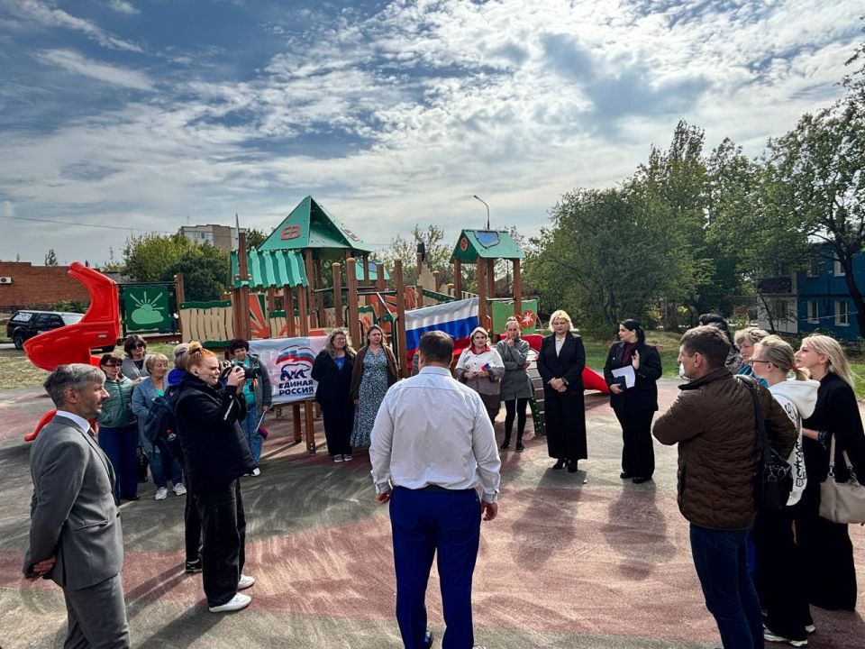 В Мангушском округе состоялся сход граждан в рамках партпроекта «Управдом» В Мангушском округе состоялся сход граждан в рамках партпроекта «Управдом»