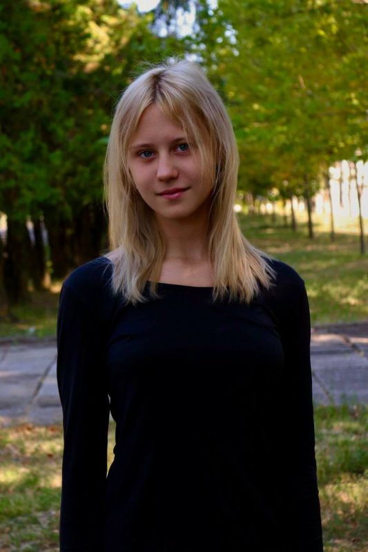 Анастасия Чепурченко, ученица 9 класса школы №19 городского округа Харцызск одержала победу на региональном этапе Международной премии "Мы Вместе" Анастасия Чепурченко, ученица 9 класса школы №19 городского округа Харцызск одержала победу на региональном этапе Международной премии "Мы Вместе"