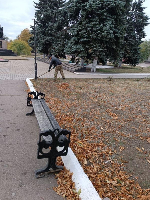 26 сентября на территории городского округа Дебальцево состоялся экологический субботник «Зеленая Россия» по уборке территории по ул. Советской и центральной части города 26 сентября на территории городского округа Дебальцево состоялся экологический субботник «Зеленая Россия» по уборке территории по ул. Советской и центральной части города