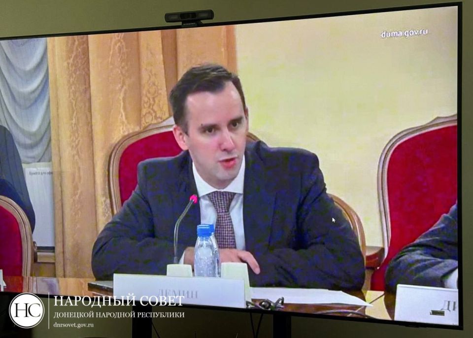 Взаимодействие властей и бизнеса: Петр Потапенко принял участие в заседании рабочей группы Госдумы Взаимодействие властей и бизнеса: Петр Потапенко принял участие в заседании рабочей группы Госдумы