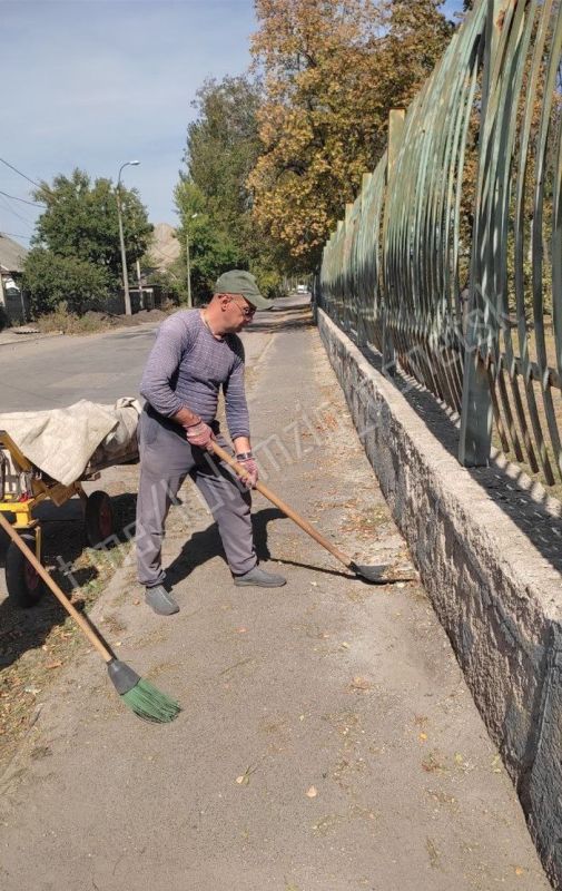 Осень уверенно вступает в свои права, призывая нас одеться потеплее Осень уверенно вступает в свои права, призывая нас одеться потеплее