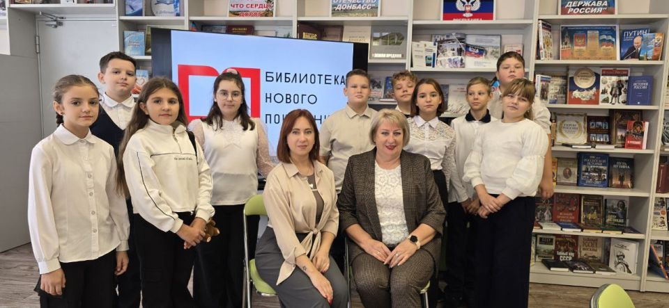 НАПОЛНЯЙСЯ ЧТЕНИЕМ: ДЛЯ ПЯТИКЛАССНИКОВ ШКОЛЫ №3 ПРОВЕДЕН УРОК-ЭКСКУРСИЯ НАПОЛНЯЙСЯ ЧТЕНИЕМ: ДЛЯ ПЯТИКЛАССНИКОВ ШКОЛЫ №3 ПРОВЕДЕН УРОК-ЭКСКУРСИЯ