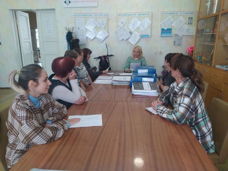 «Единый час гражданственности» в первичных организациях МО ОД «ДР» Центрально-Городского района г. Горловка «Единый час гражданственности» в первичных организациях МО ОД «ДР» Центрально-Городского района г. Горловка