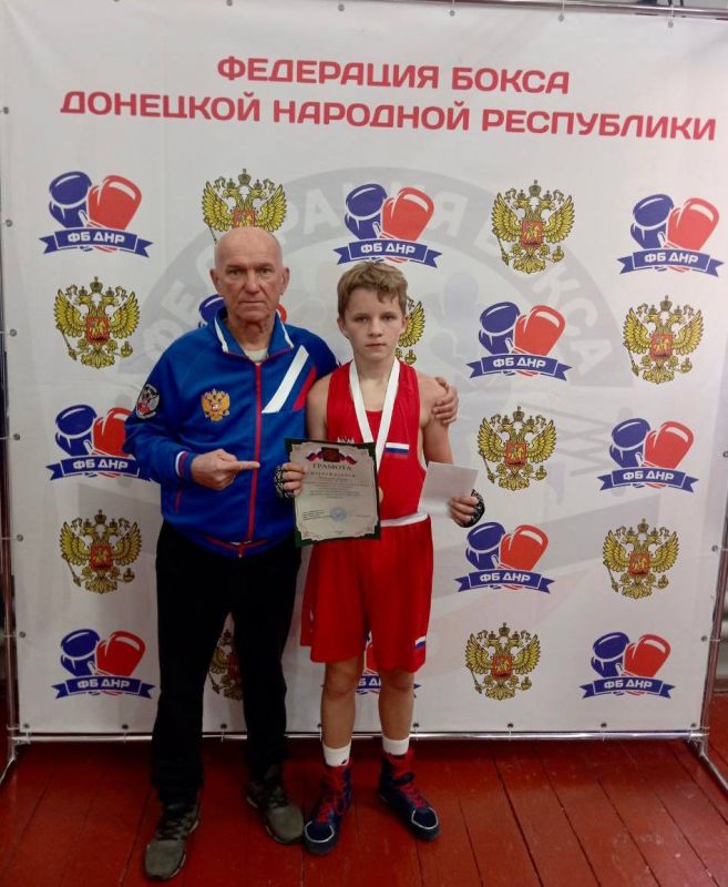 27 сентября в г. Дебальцево прошли открытые муниципальные соревнования по боксу, посвящённые 82-й годовщине освобождения Донбасса от немецко-фашистских захватчиков 27 сентября в г. Дебальцево прошли открытые муниципальные соревнования по боксу, посвящённые 82-й годовщине освобождения Донбасса от немецко-фашистских захватчиков