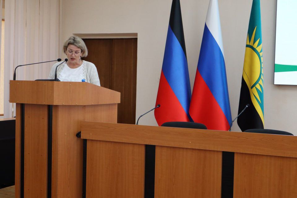 Валентина Харлашка: 26 сентября провела 55 заседание Макеевского городского совета Донецкой Народной Республики Валентина Харлашка: 26 сентября провела 55 заседание Макеевского городского совета Донецкой Народной Республики