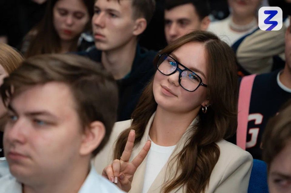 Заряжены знаниями: как марафон вдохновил молодежь ДНР Заряжены знаниями: как марафон вдохновил молодежь ДНР