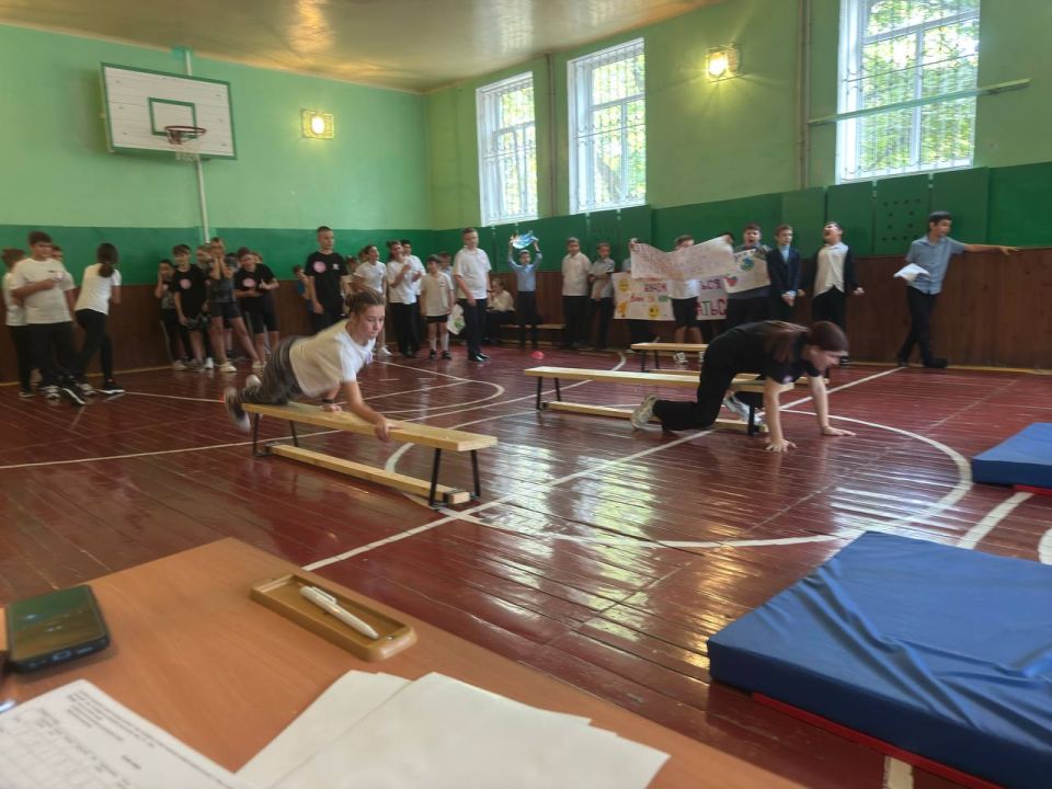 Иван Адамец: Спорт, патриотизм и дружба: в школе №72 прошли соревнования в рамках проекта «Здоровое будущее» Иван Адамец: Спорт, патриотизм и дружба: в школе №72 прошли соревнования в рамках проекта «Здоровое будущее»