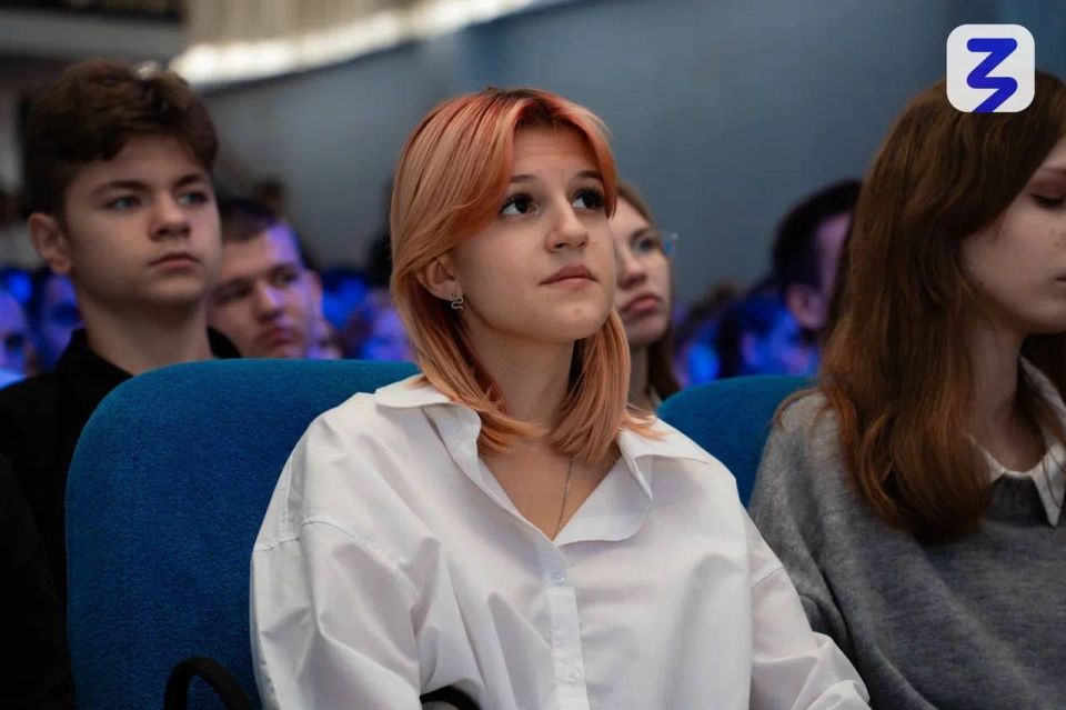 Заряжены знаниями: как марафон вдохновил молодежь ДНР Заряжены знаниями: как марафон вдохновил молодежь ДНР