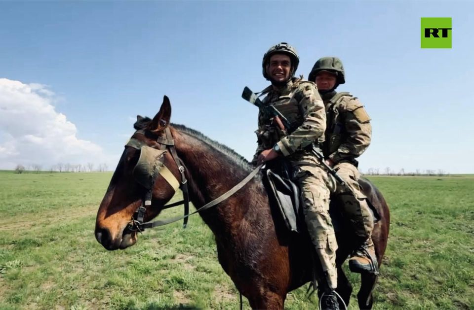 ВОЗВРАЩЕНИЕ КАВАЛЕРИИ. Военный корреспондент Семён Пегов, автор Telegram-канала @wargonzo На фронте сегодня часто можно услышать, что война зашла в технологический тупик ВОЗВРАЩЕНИЕ КАВАЛЕРИИ. Военный корреспондент Семён Пегов, автор Telegram-канала @wargonzo На фронте сегодня часто можно услышать, что война зашла в технологический тупик