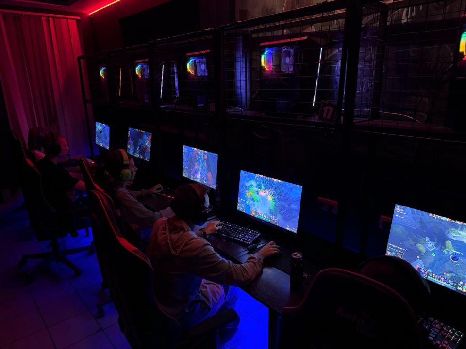 Евгений Ширшов: Вчера завершились Республиканские соревнования по киберспорту в дисциплине Боевая Арена (Dota2) Евгений Ширшов: Вчера завершились Республиканские соревнования по киберспорту в дисциплине Боевая Арена (Dota2)