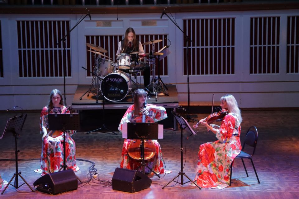 Мы родом из Донбасса: в филармонии дан старт большому гастрольному туру! Мы родом из Донбасса: в филармонии дан старт большому гастрольному туру!