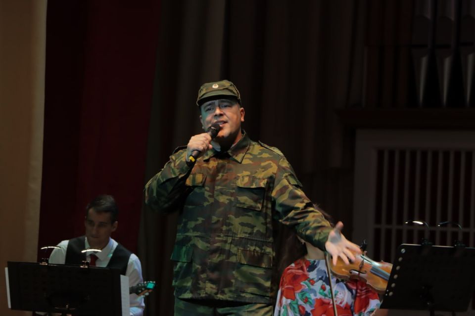 Мы родом из Донбасса: в филармонии дан старт большому гастрольному туру! Мы родом из Донбасса: в филармонии дан старт большому гастрольному туру!